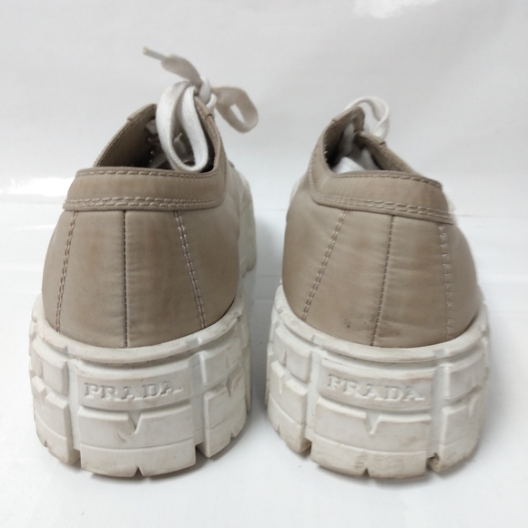 Prada 2022 Double Wheel Nylon Gabardine Sneakers in Desert Beige sz 39.5 - Picture 11 of 16
